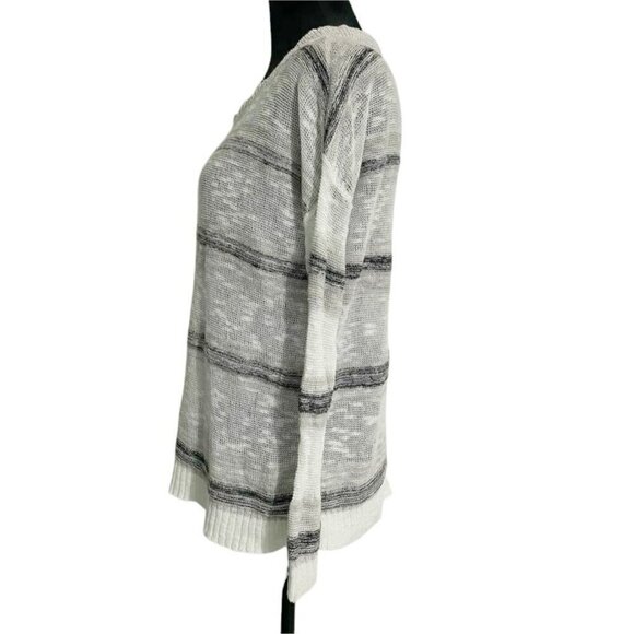 Eileen Fisher Size Small  Top Blouse Long Sleeve Linen Blend Pull Over - Picture 4 of 9